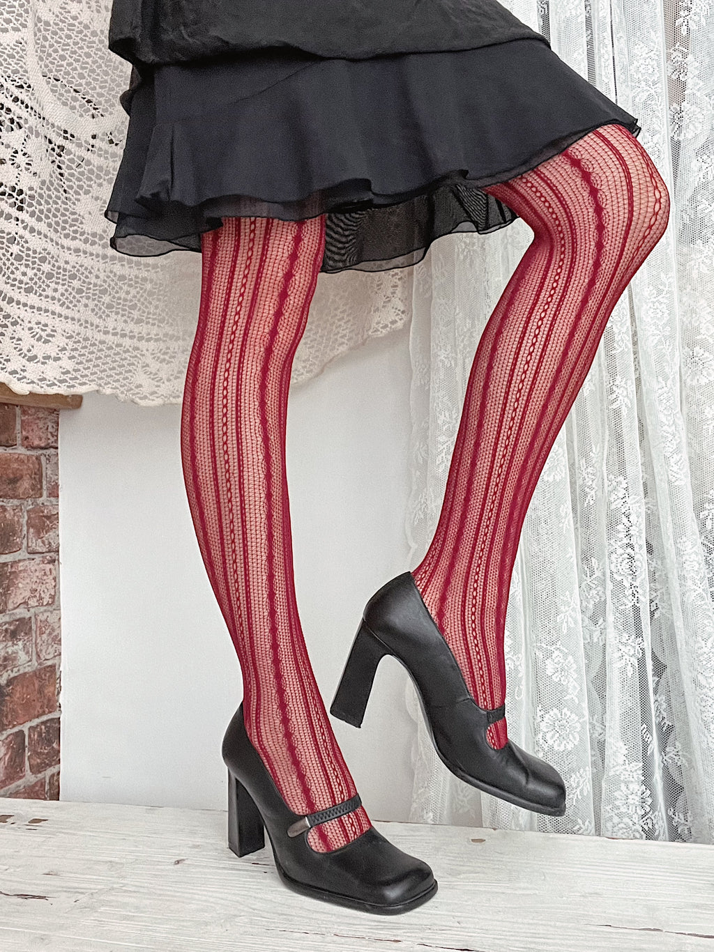 THE ‘SCARLETT’ TIGHTS