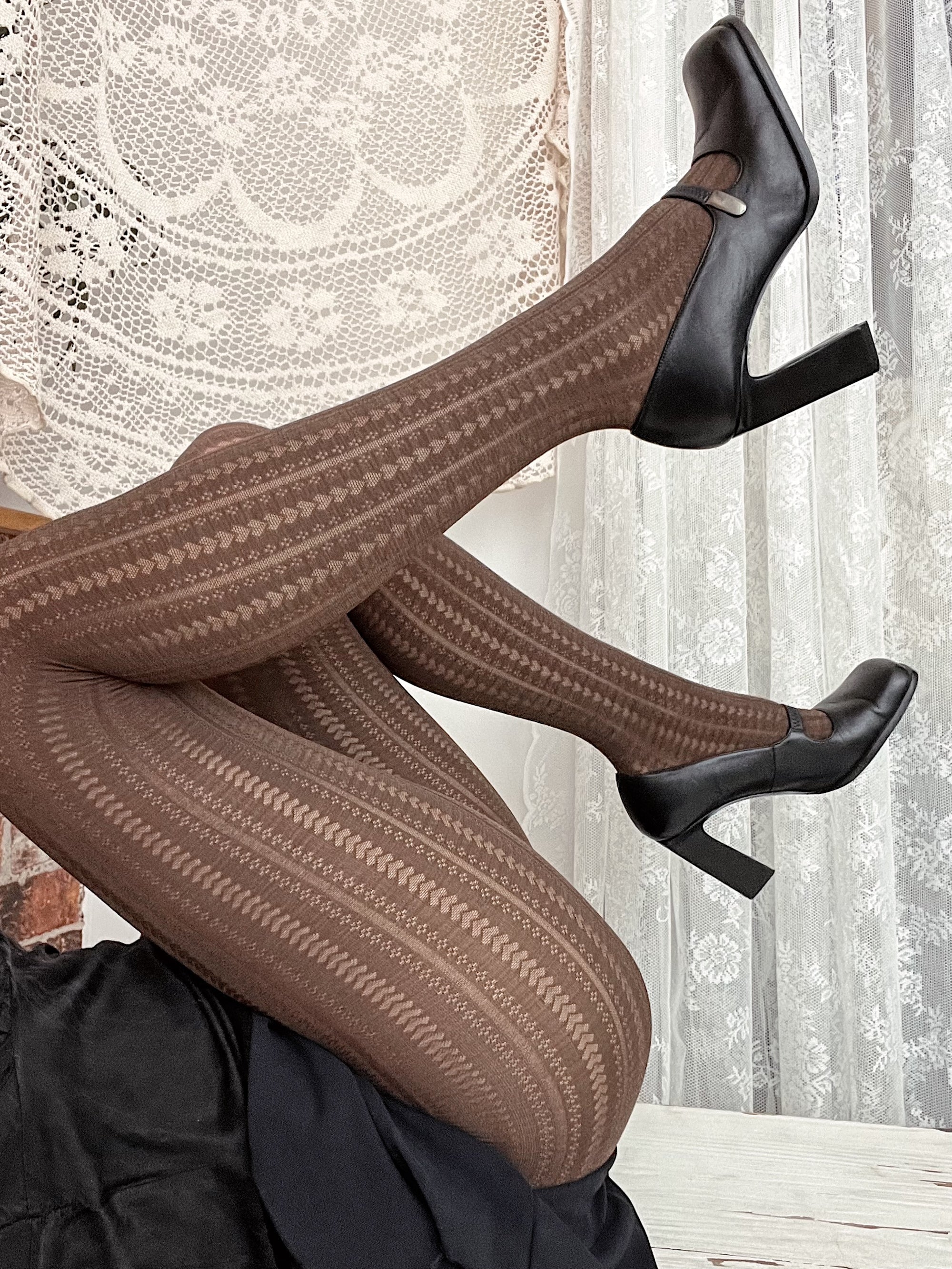 THE ‘ELENA’ TIGHTS