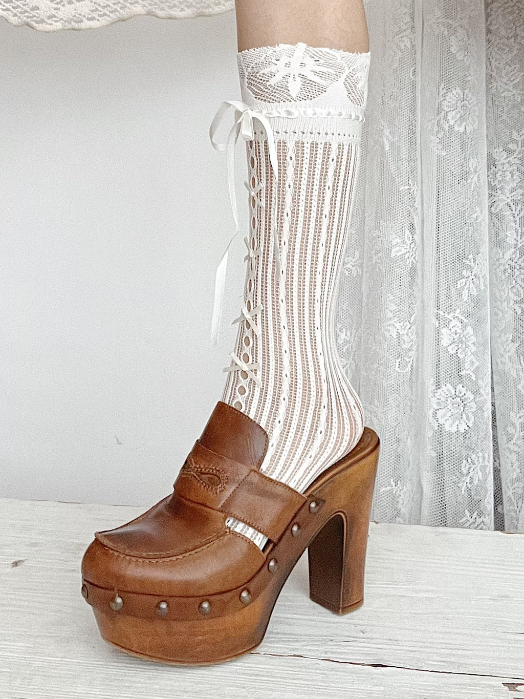LOLITA LACE UPS